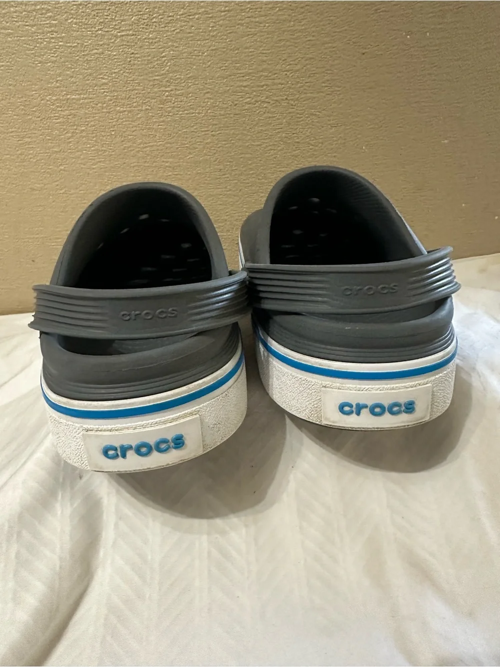 CROCS Off Court Classic Clogs